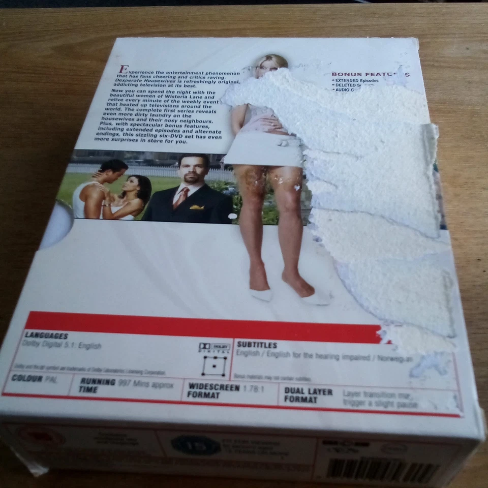 Desperate Housewives - Series 1 - Complete (Box Set) (DVD, 2005) - Image 2 of 3