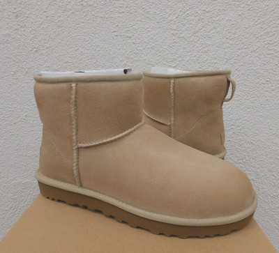 UGG SAND CLASSIC MINI II SUEDE/ SHEEPSKIN BOOTS, WOMEN US 11/ EUR 42 ~NIB