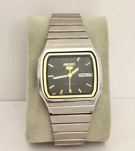 Vintage Seiko 7009-206A Automatic 21 Jewels Day Date black