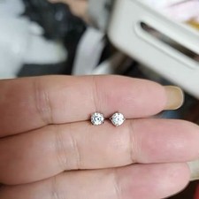 Solid heavy Platinum PT950 Natural Diamond Stud  Earrings Round Cut 1.19g