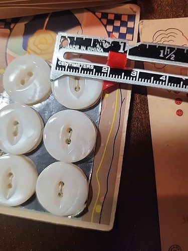 VINTAGE LADY WASHINGTON PEARL BUTTONS NOS Lot - Picture 4 of 4