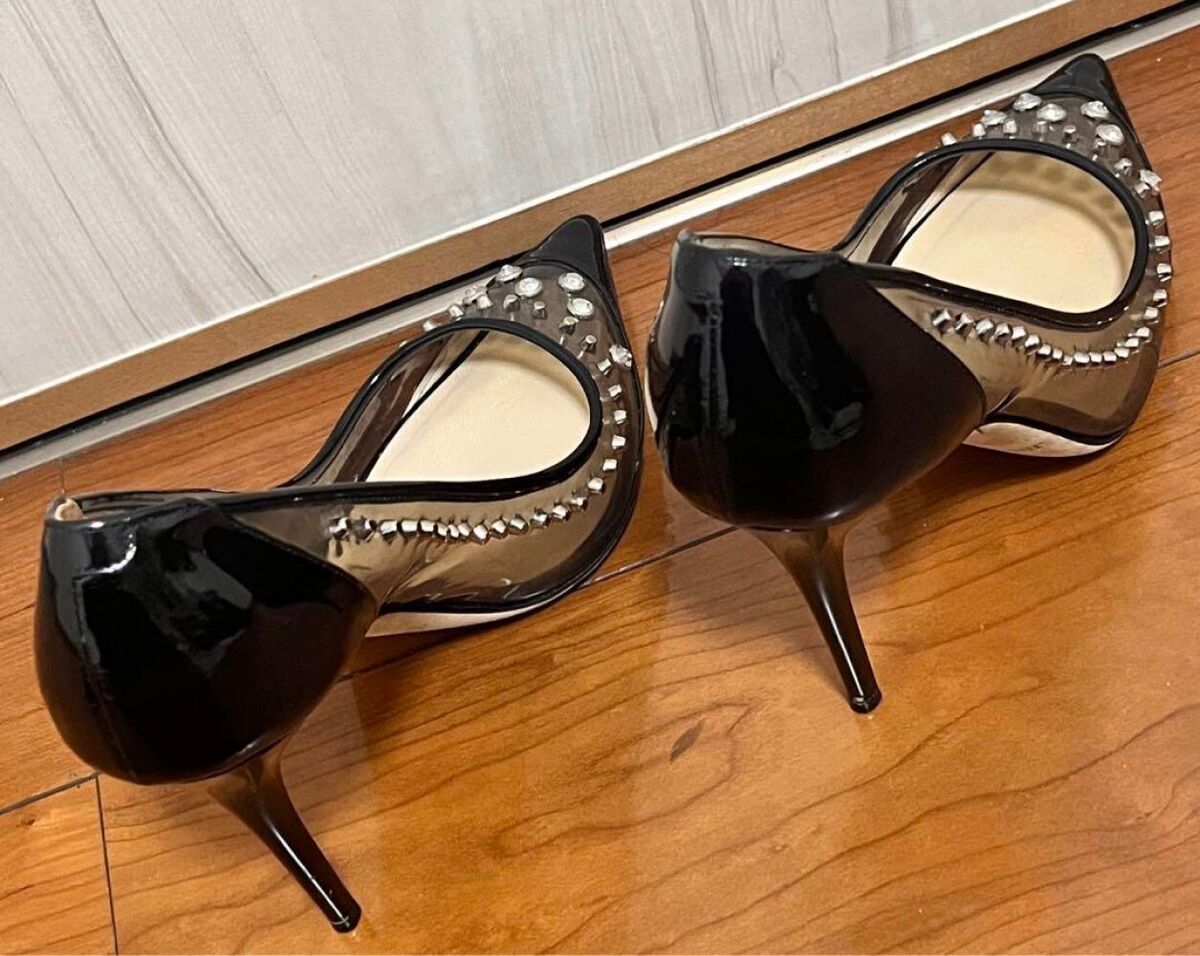 Jimmy Choo Studs Pumps Black Enamel Pointed Toe High Heels Jimmy Choo Studs Pumps Black Enamel Pointed Toe High Heels