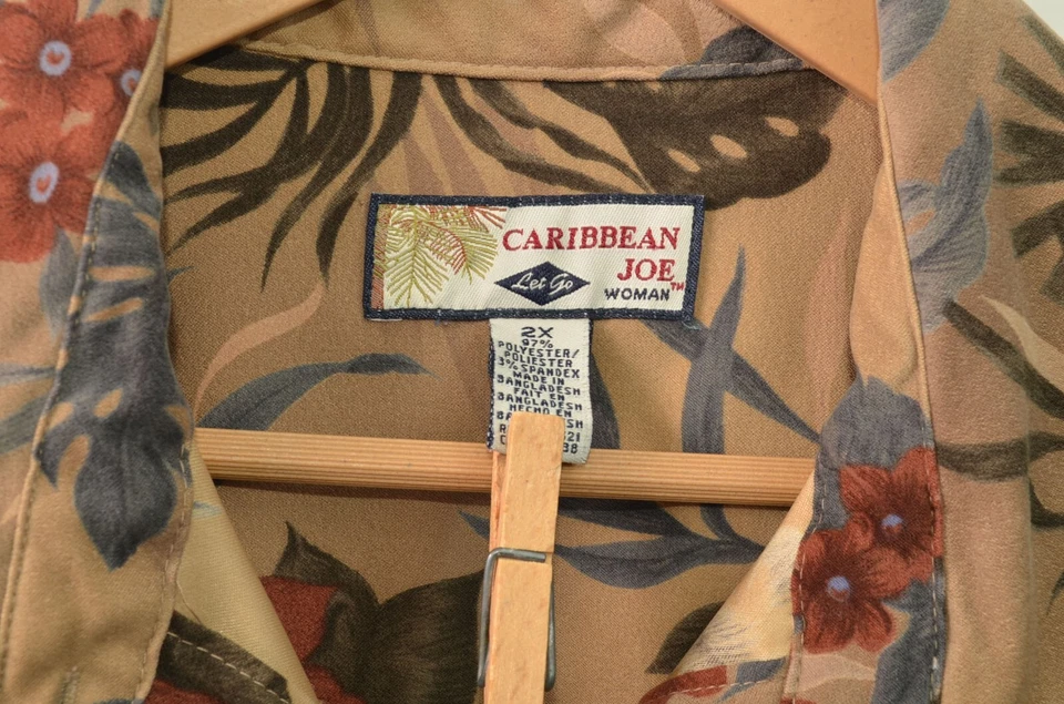 Camisa con botones Caribbean Joe para mujer 2X microgamuza poliéster spandex marrón Foto 4 de 4