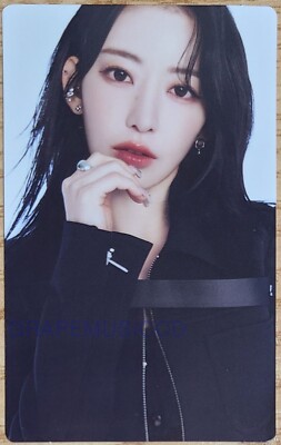 LE SSERAFIM 2023 TOUR FLAME RISES OFFICIAL MD GOODS PHOTOCARD