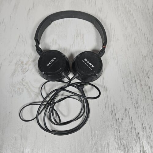 Sony MDR-ZX100 ZX Series Studio Stereo Over the Ear Headphones Black............ - Picture 1 of 3