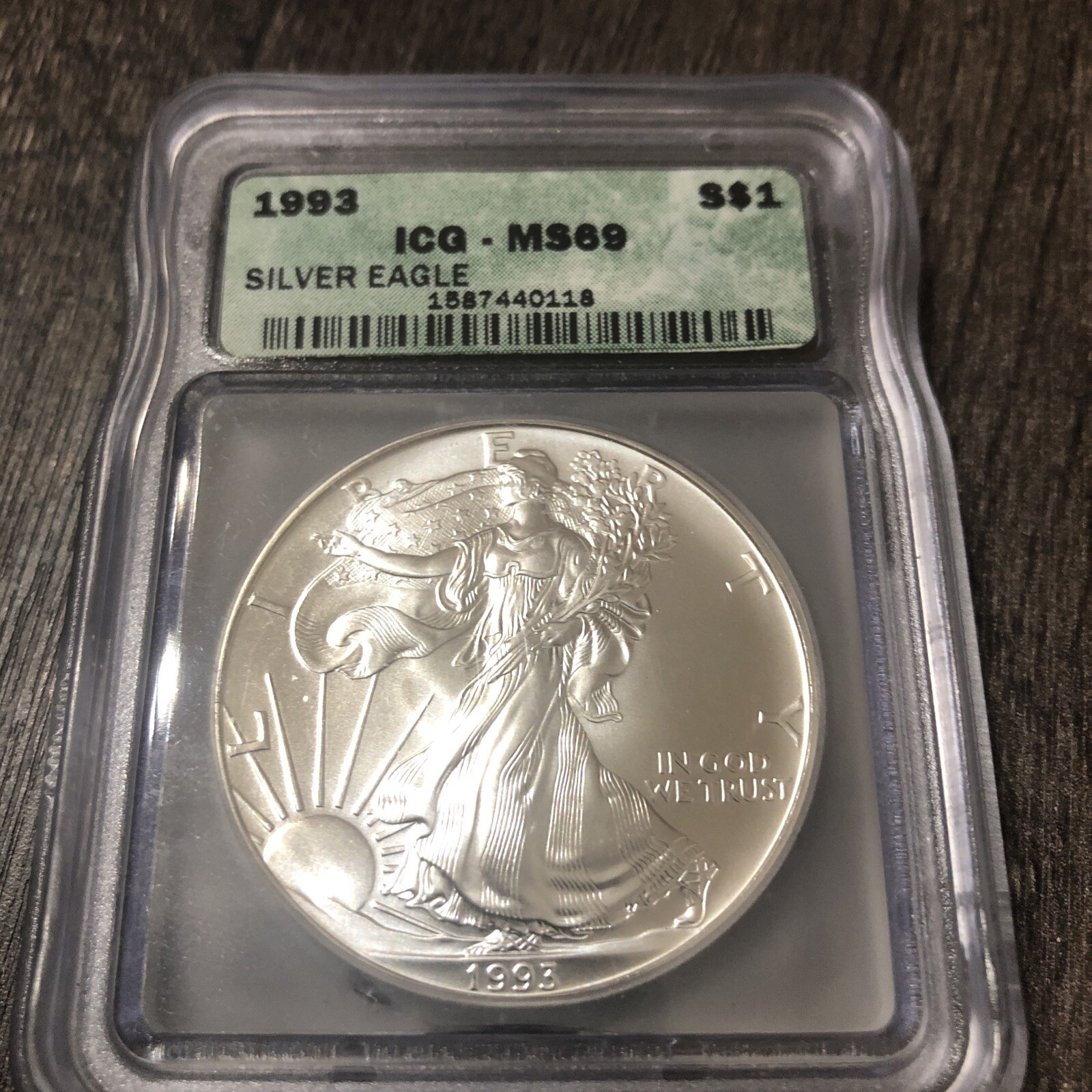 1993 $1 AMERICAN SILVER EAGLE ICG MS69 GREEN LABEL