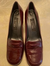 Stuart Weitzman Size 8 M Burgundy Patent Leather Heeled Loafer