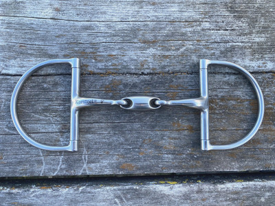 Used SS Korsteel 5'' Hunter Dee snaffle bit w/double jointed oval link mouth