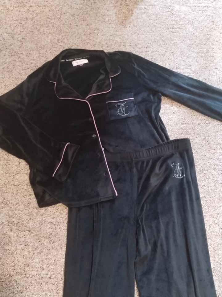 Juicy Couture Medium Pajama Set Sleepwear Black Velour Long Sleeve Wide Leg M - Image 2 of 4