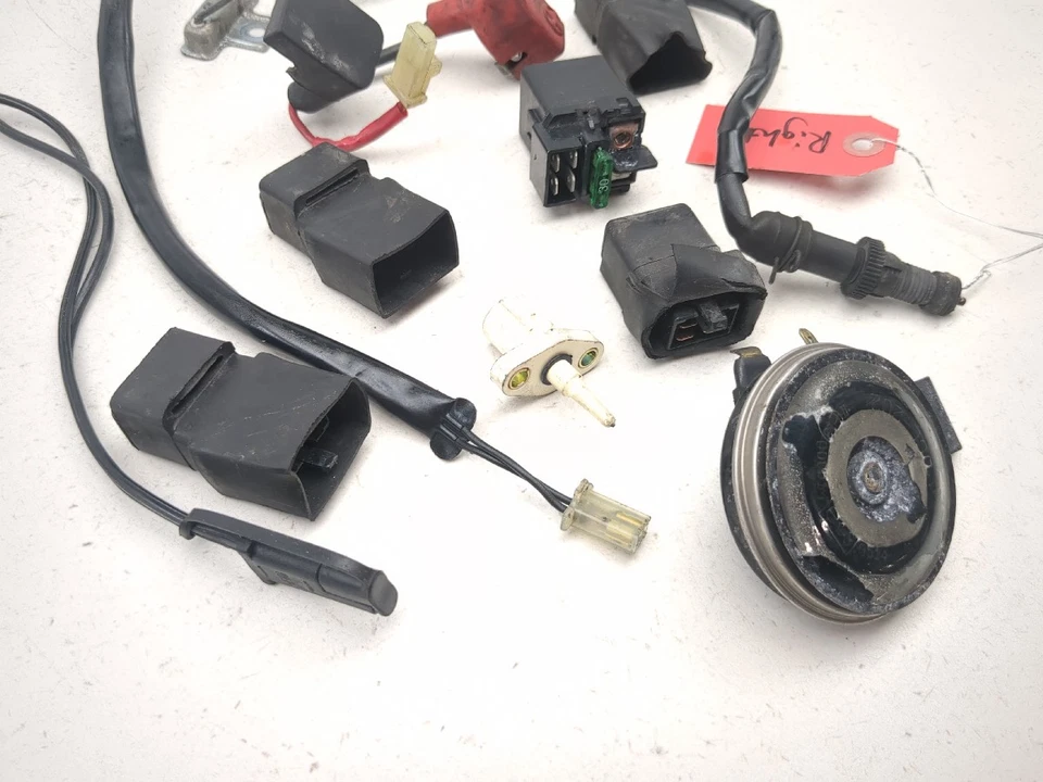 02 03 Honda CBR900RR CBR 954 Juego de relés Interruptor de freno Arranque Batería Bocina Foto 4 de 4