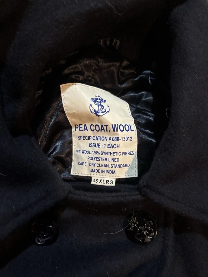 Abrigo de lana azul marino extra grande Foto 2 de 3