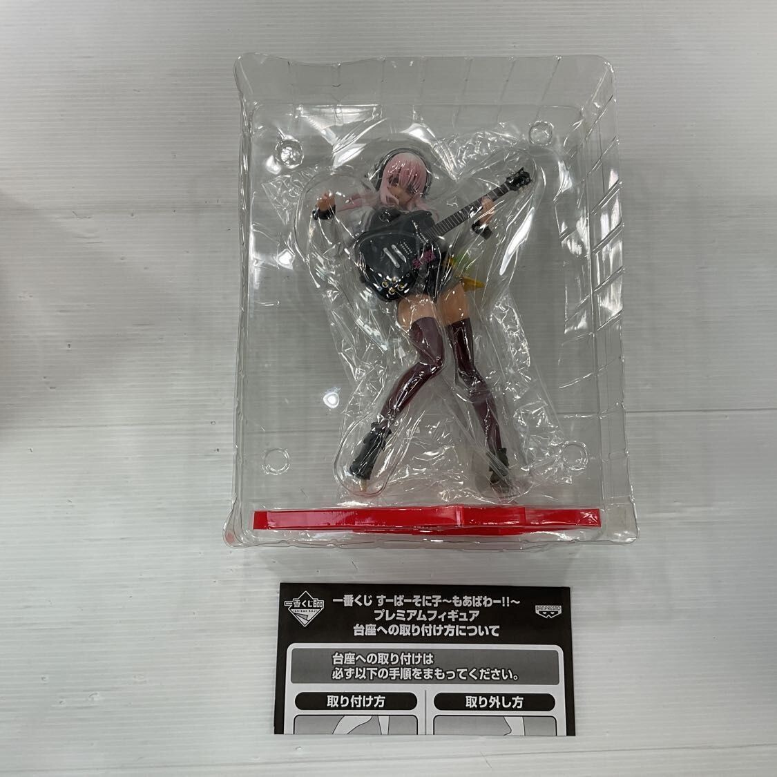 Super Sonico エレキギター フィギュア Super Sonico SK series Super Sonico (non-scale PVC painted