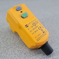 Circuit Breaker Trip Switch Circuit Breaker Plug In RCD Safety Adaptor Switch 