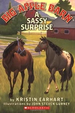 A Sassy Surprise (Big Apple Barn, No.3) - mass market paperback Earhart, Kri...