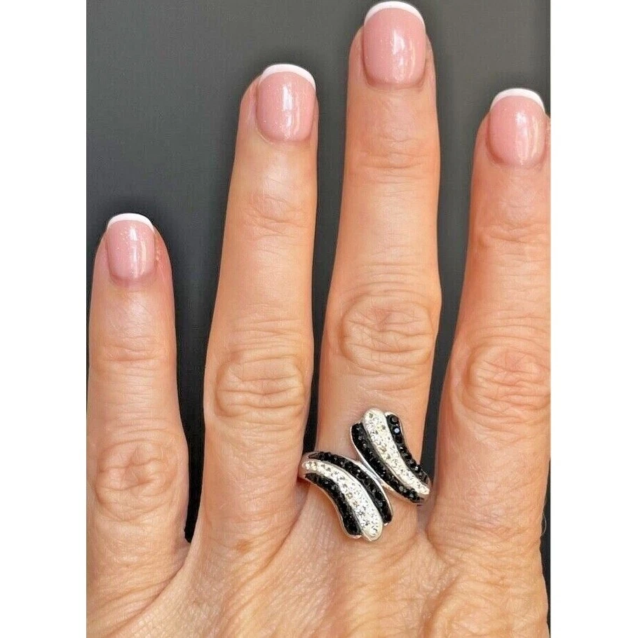 BEAUTIFUL 925 STERLING SILVER BLACK & WHITE CZ'S BY PASS RING SIZE 6.75 SKY
