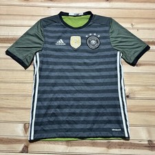 2014 FIFA World Cup Soccer Cards and Collectibles 69