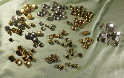 129 BUTTONS, silver & gold *10 to 24mm all TW&W including HM (19th century).