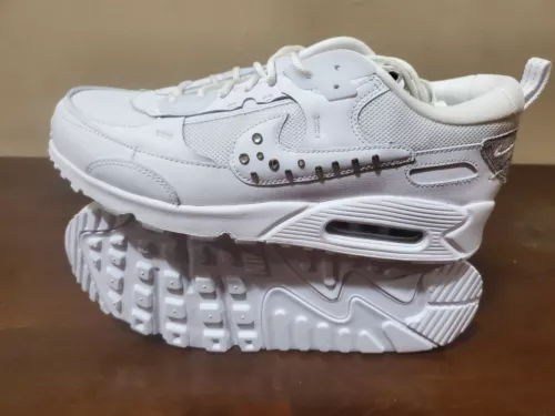 NEW NIKE Air MAX 90 FUTURA WMNS SZ 11.5/MEN'S SZ 10