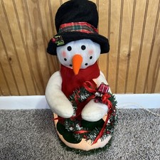 Light up snowman with hat and wreath 16 h