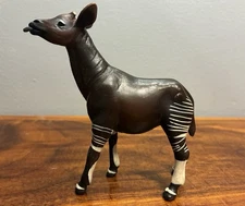 Vintage Safari Ltd 1999 OKAPI Eating Wild Safari Animal Figure Giraffes’ Cousin