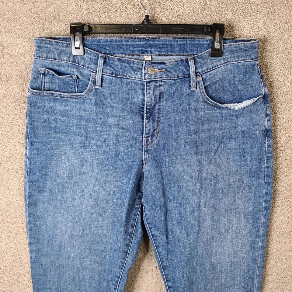 Levis Jeans Womens Plus 18W Blue Capri Mid Rise Medium Wash Denim Stretch - Image 2 of 4