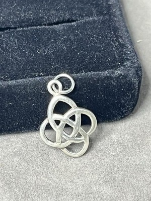 Vintage 1997 KIT HEATH Sterling Silver Celtic Quaternary Knot Pendant KH 925