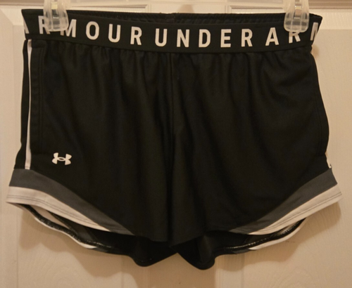 Under Armour Women's Heat Gear Loose Fit Black Athletic Shorts Size MD/M/M