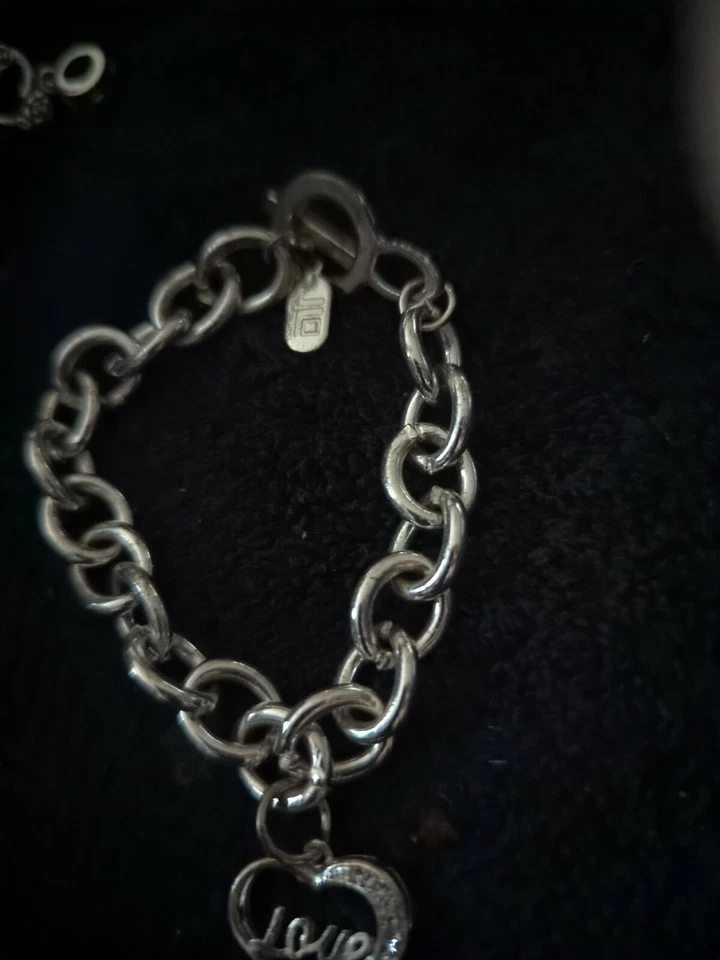 JLO JENNIFER LOPEZ Rhinestone HEART Charm Tag Silver Plate Toggle Bracelet 7.5" - Image 2 of 4