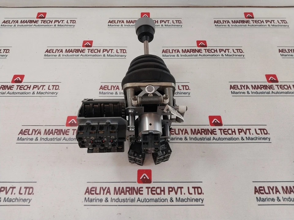 SCHNEIDER ELECTRIC XKDF14340340 Joystick Controller ZB2-BE102 A600-Q600 - Image 3 of 4