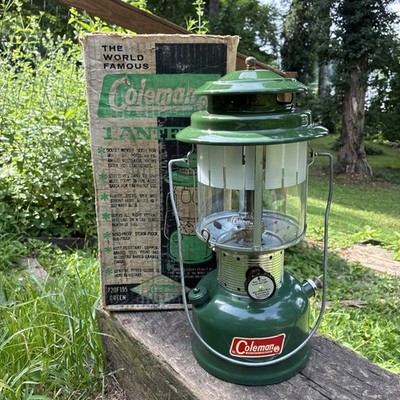 Vintage Coleman Double-Mantle Lantern 220F195 220F In Original Box Pyrex Globe