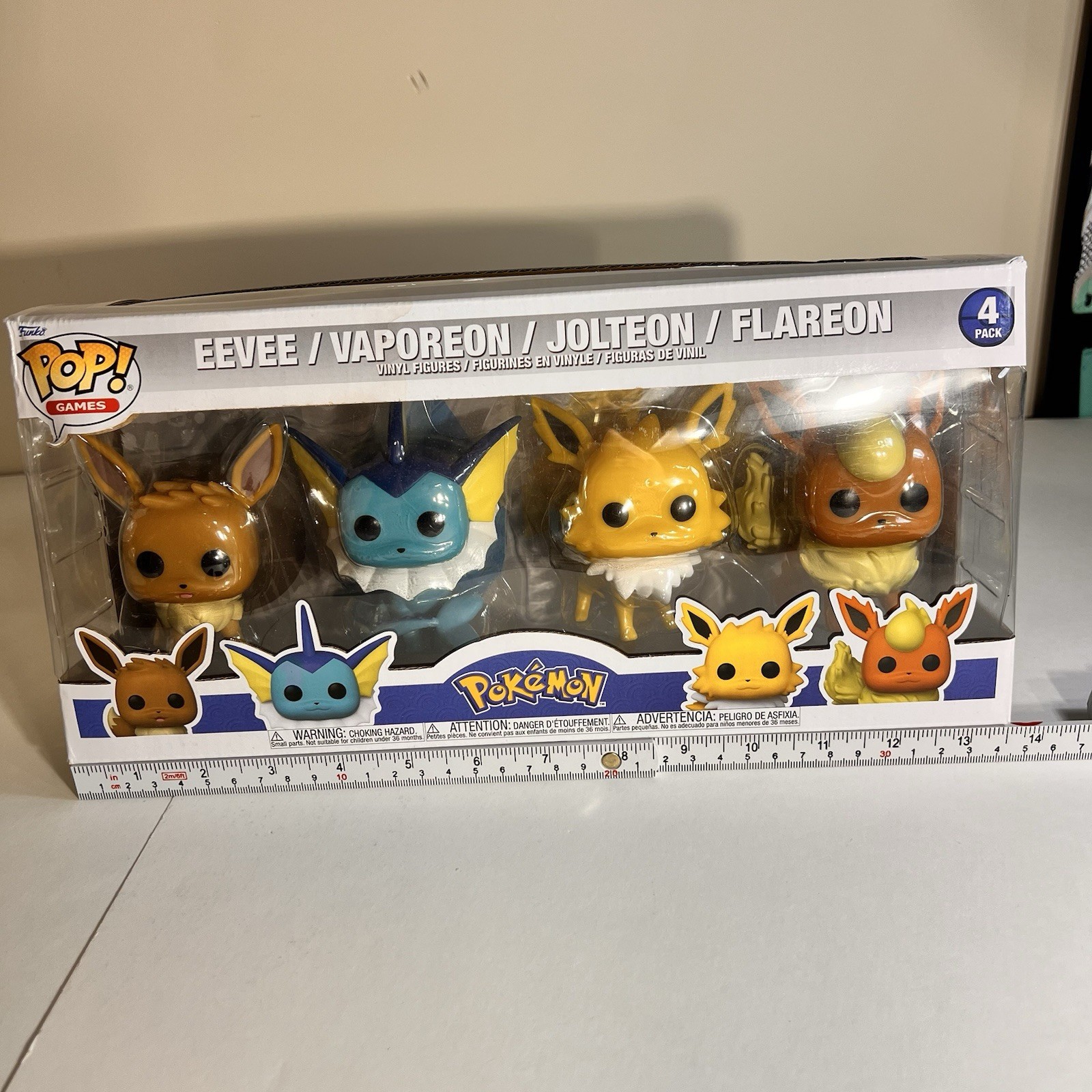 Funko Pop Pokémon Eevee Evolutions 4 Pack Eevee Vaporeon Jolteon Flareon New