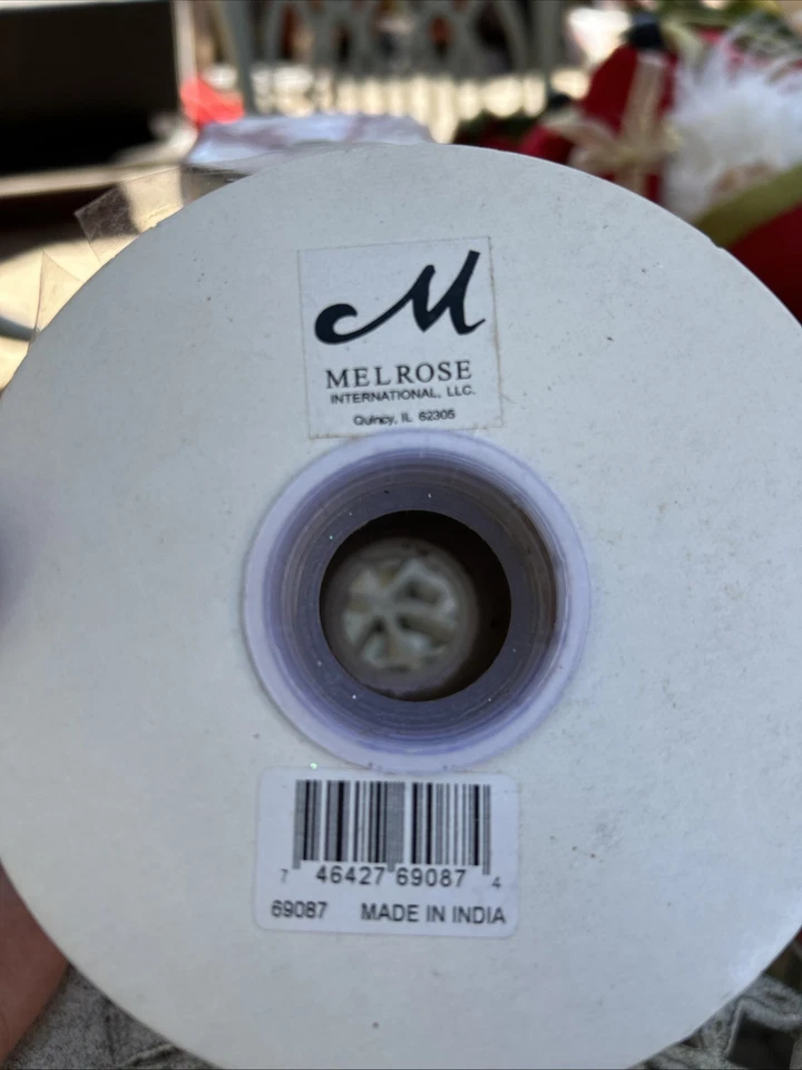 Cinta de Navidad vintage marrón claro y rojo bordada de 4" con cable. Foto 3 de 3