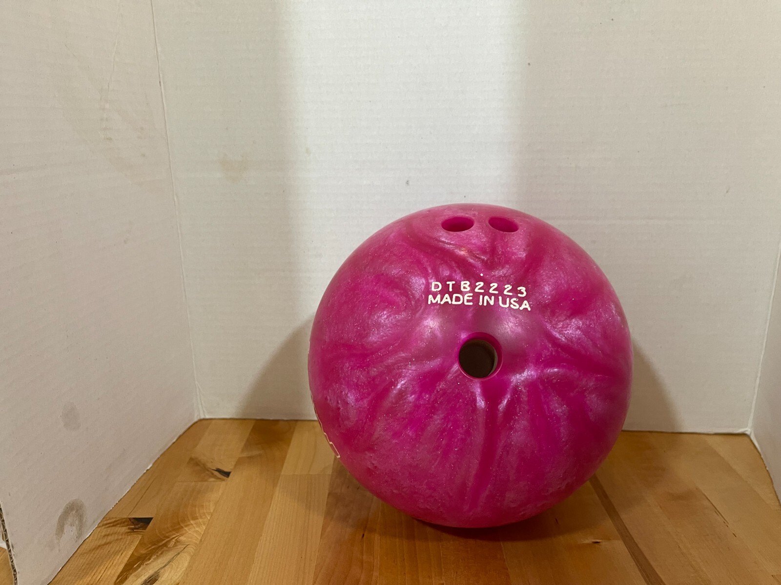 Walt Disney Minnie Mouse Brunswick 10 Lbs Bowling Ball Sparkle Pink Pre Drilled