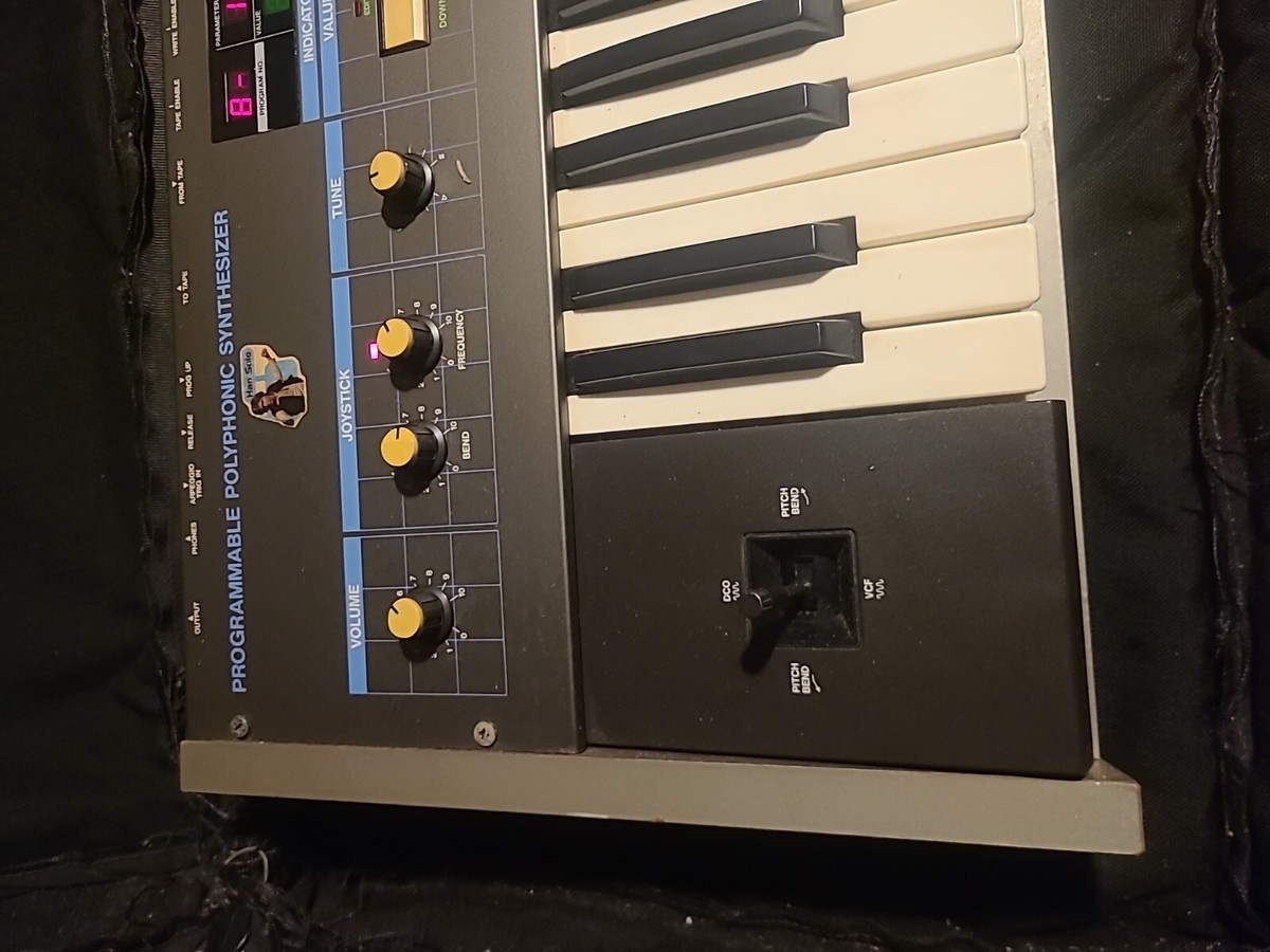 KORG Poly 61 Vintage Analog Polyphonic Synthesizer Synth Keyboard