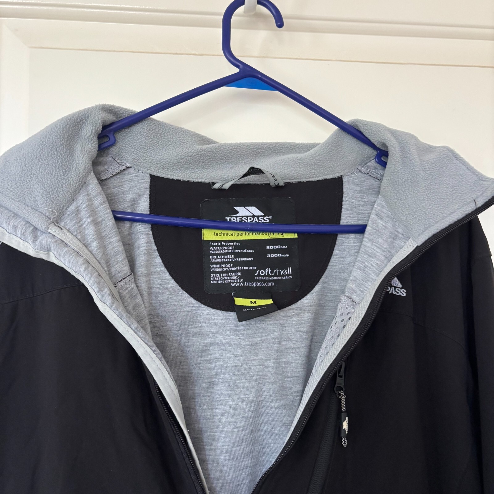 Trespass Technical Performance TP75 Windbreaker S… - image 2