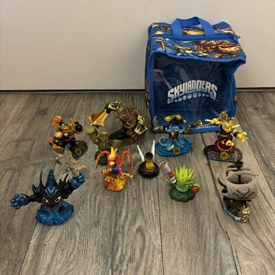 Lot Of 10 SKYLANDERS Figures Activision 2011-2016 + Bag