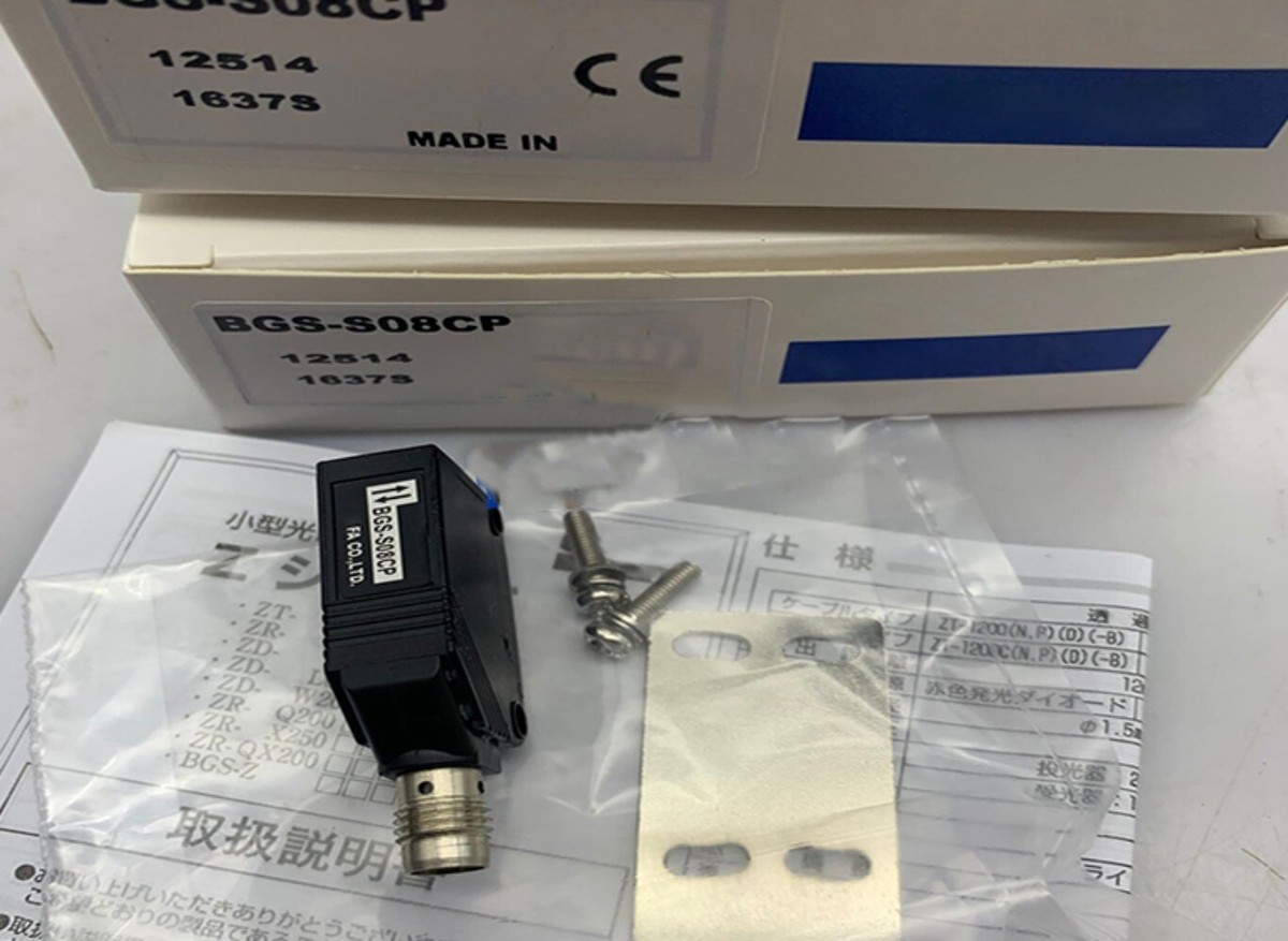 1 PCS NEW IN BOX For OPTEX photoelectric switch BGS-S08CP sensor