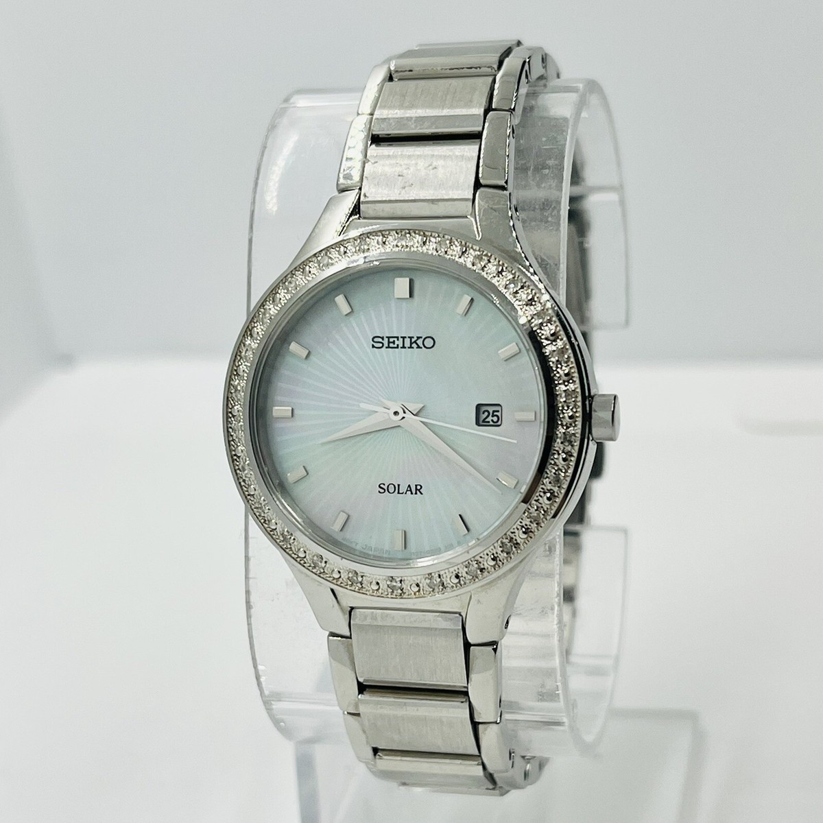 SEIKO ESSENTIALS セイコー LADIES Seiko solar MOP Dial Watch Seiko Solar Women White MOP Dial 10ATM Stainless Steel