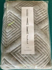 BLOOMINGDALE'S~OAKE~EURO PILLOW SHAM~ASTOR CHARCOAL~26" X 26"~66cm X 66cm~~NICE