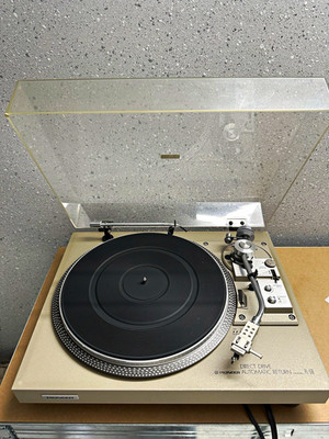 Pioneer PL-518 Plattenspieler Direktantrieb Auto-Rückführung Silber