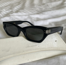 Gentle Monster VIS VIVA Cat Eye Sunglasses Black w/ Case
