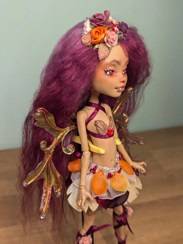 OOAK Monster High Custom Art doll - Howleen Autumn Fairy Custom Repaint Foto 3 de 4