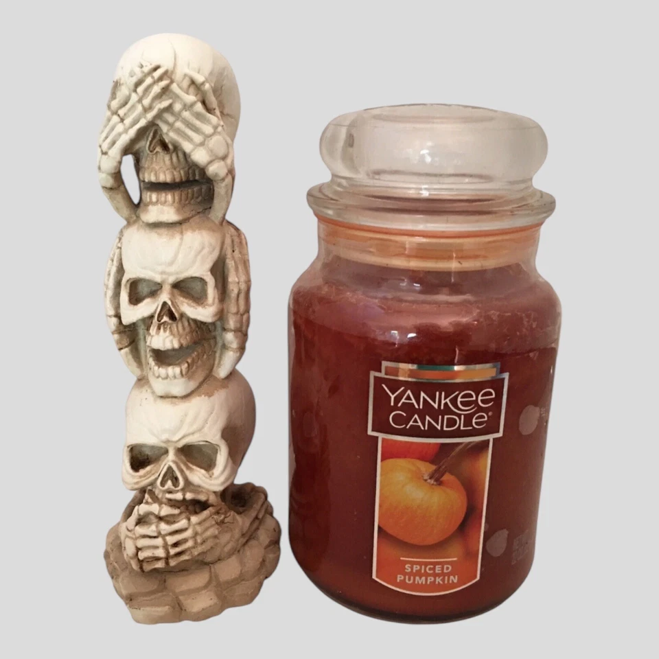Figura escultura estatua calavera The Hear-no, See-no, Speak-no Evil + Yankee Candle Foto 4 de 4