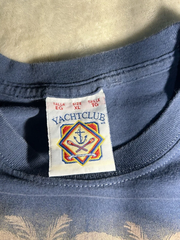 Camiseta vintage, It’s 5 O’clock Somewhere Carmel, CA, XL Yachtclub Foto 3 de 4
