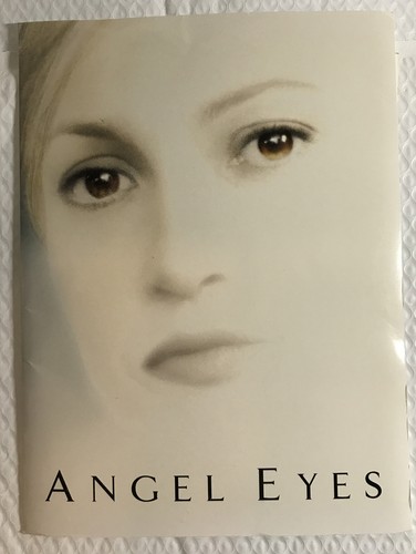 Angel Eyes Film Promo Press Kit - Ft. Jennifer Lopez (3 zdjęcia) - Zdjęcie 1 z 3