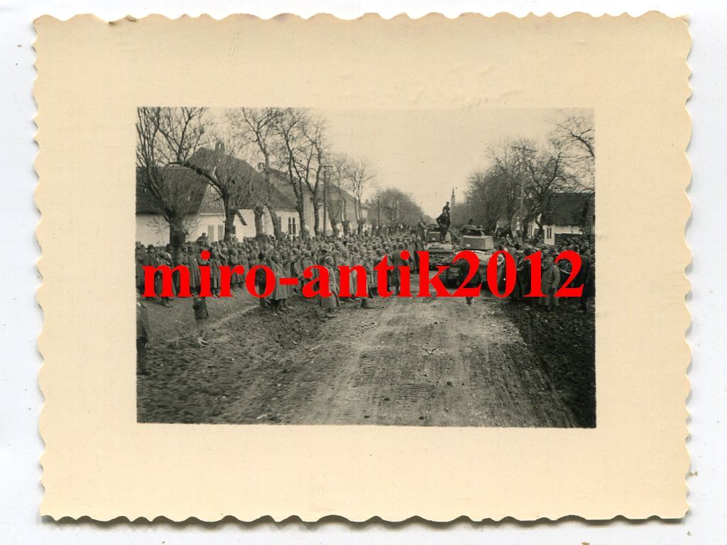 Bild 1 von 3