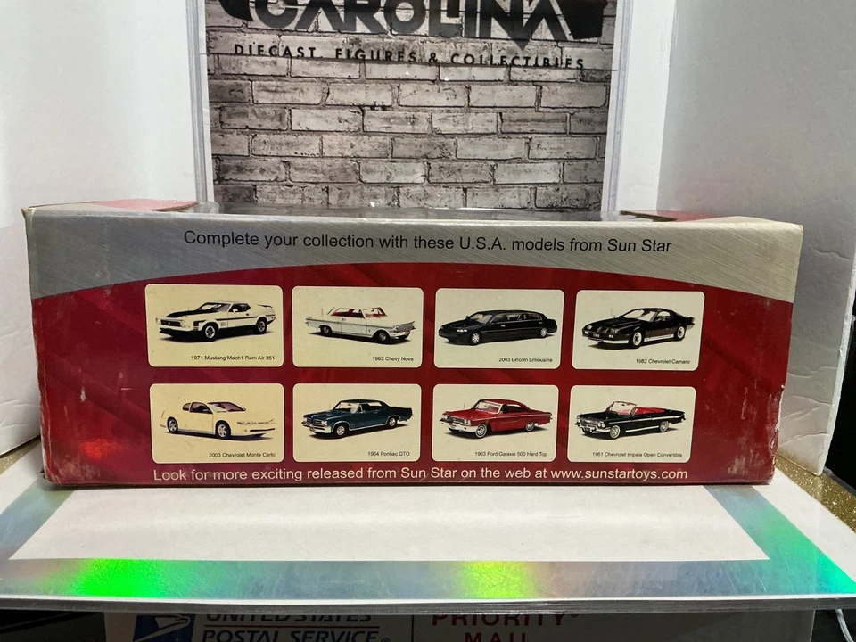 Cadillac Brougham 1957 Sun Star 1:18 Foto 2 de 3