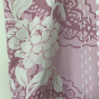 Bettwäsche in Rosa mit  weißen Blumen  Mikrofaser  ( QVC ) - Bild 1 von 4