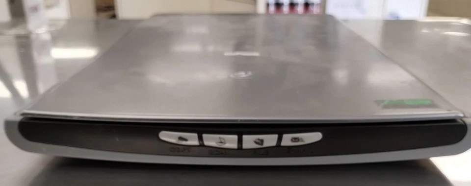 Canon Canoscan F916900 Flatbed Scanner LIDE USB - Image 3 of 4