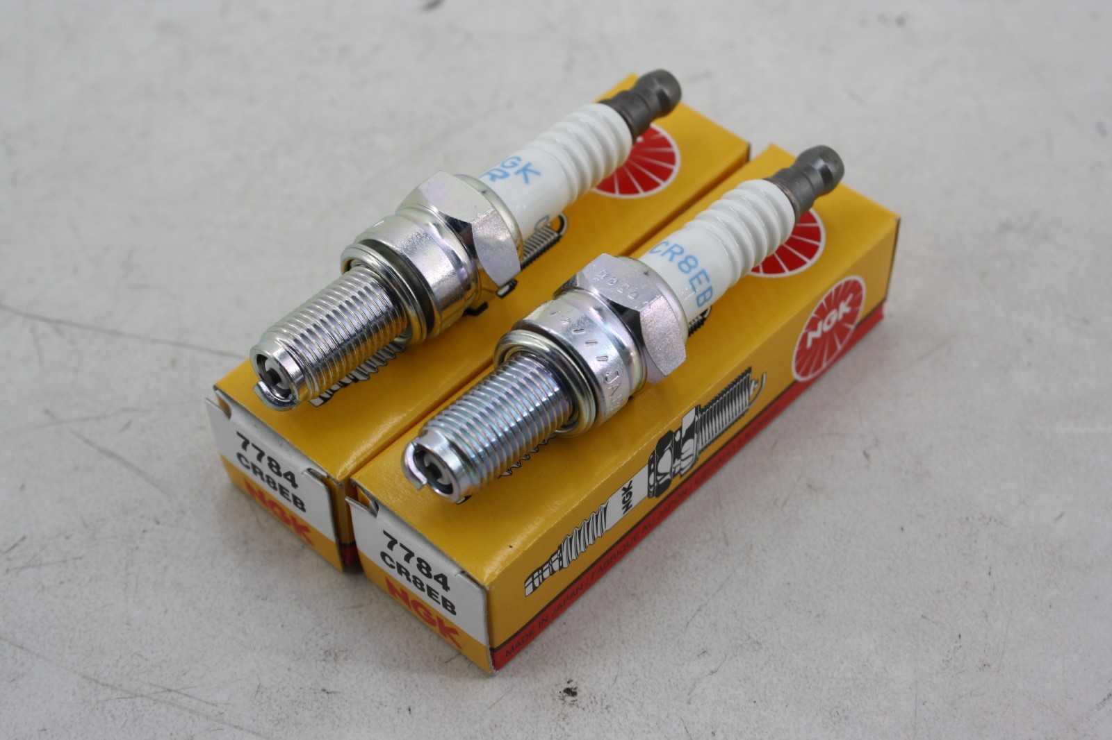 2-PACK NGK CR8EB SPARK PLUGS #7784 FOR VESPA PIAGGIO ARCTIC CAT HUSQVARNA